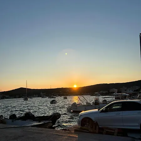 Cvita Appartamento Vinišće